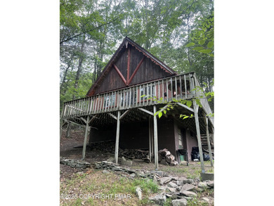 Lake Wallenpaupack Home For Sale in Lake Ariel Pennsylvania