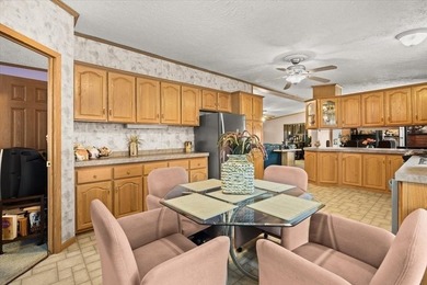 Welcome to 59 Robin Drive located in the desirable 55+ gated - photo 12