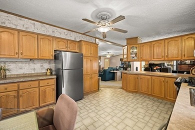 Welcome to 59 Robin Drive located in the desirable 55+ gated - photo 13