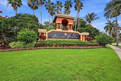 Welcome to this beautifully appointed home, offering the perfect - photo 4