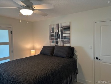Check out this 1,584 sq.ft WATERFRONT, FULLY FURNISHED 2/2 - photo 20
