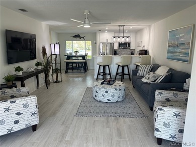 Check out this 1,584 sq.ft WATERFRONT, FULLY FURNISHED 2/2 - photo 29