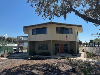 Check out this 1,584 sq.ft WATERFRONT, FULLY FURNISHED 2/2 - photo 46