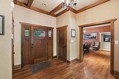 This 3,030-square-foot, 4-bedroom, 4-bathroom lake house with - photo 10