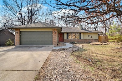 Lake Loch Lomond Home For Sale in Bella Vista Arkansas