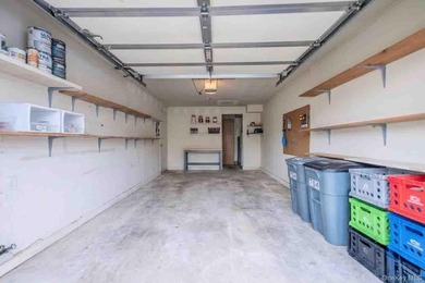 Pristinely maintained 2-bedroom, 1.5-bath duplex co-op in - photo 16