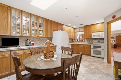 Welcome to a community designed for both comfort and convenience - photo 18