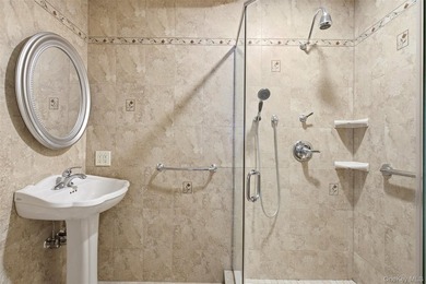 Welcome to a community designed for both comfort and convenience - photo 21