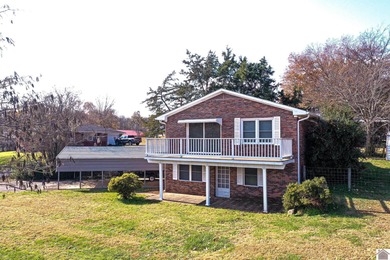 Lake Barkley Home For Sale in Cadiz Kentucky