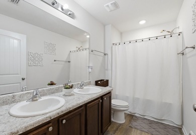 Discover this beautifully maintained 2019-built single-family - photo 13