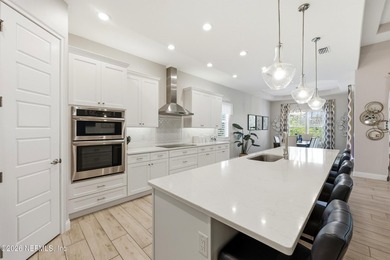 Luxury meets privacy in this beautifully appointed home on a - photo 17