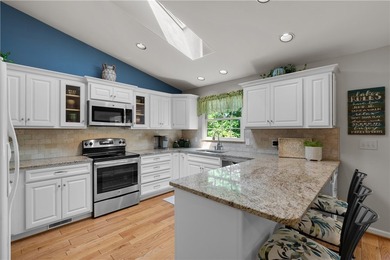 Full Furnished Waterfront Retreat in Keowee Key - photo 19