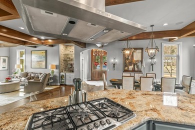 Just nine miles from The Circle, this extraordinary 72 acre - photo 20