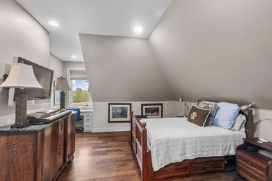 Just nine miles from The Circle, this extraordinary 72 acre - photo 48