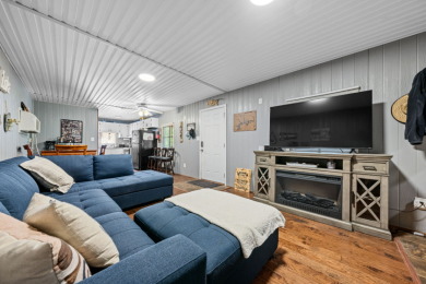 6 lots, Home, Garage, Dock! - photo 16
