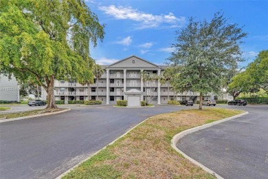 Lake Condo For Sale in Davie, Florida