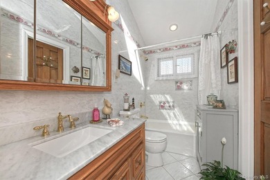 Welcome to 1989 Charles Street located in Bellmore on the - photo 15