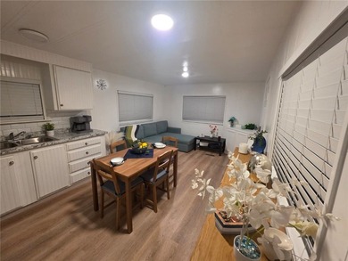 Welcome to Surf City Cottages - Coastal Living at Its Finest! - photo 14