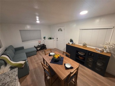 Welcome to Surf City Cottages - Coastal Living at Its Finest! - photo 15