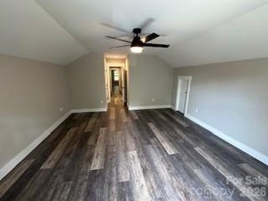 New Construction home with 4 bedrooms and 2.5 bathrooms close to - photo 19