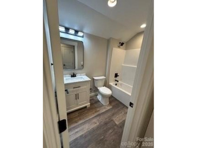 New Construction home with 4 bedrooms and 2.5 bathrooms close to - photo 20