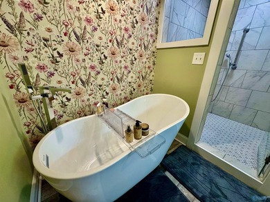 Don't miss this opportunity to own your little slice of Hippie - photo 24