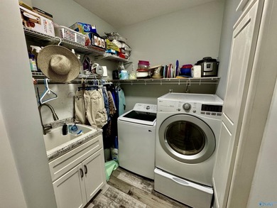 Don't miss this opportunity to own your little slice of Hippie - photo 30