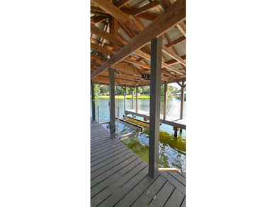 Wake up to peaceful lake views and spend your days surrounded by - photo 34