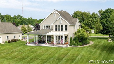 Experience the **Gun Lake lifestyle** in this beautifully - photo 2