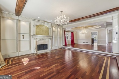 Unparalleled Lakefront Luxury! Rare chance to own this exquisite - photo 15