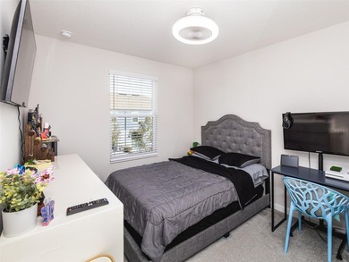 Looking for a stunning 2023-built townhome in Sanford featuring - photo 23