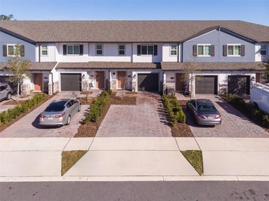 Looking for a stunning 2023-built townhome in Sanford featuring - photo 32