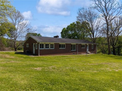 Discover the perfect blend of comfort, privacy, and country - photo 37