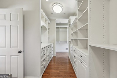 Unparalleled Lakefront Luxury! Rare chance to own this exquisite - photo 40