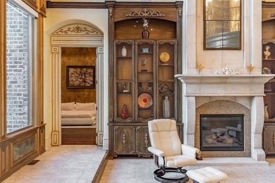 Welcome to 106 Orle, where Tuscan-inspired elegance meets - photo 13