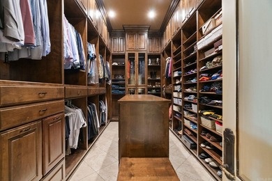 Welcome to 106 Orle, where Tuscan-inspired elegance meets - photo 20