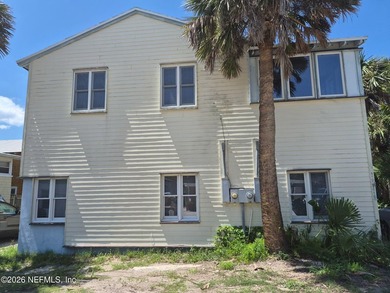 This Duplex was Completely Designed and Rebuilt from the - photo 22