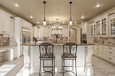 Welcome to 106 Orle, where Tuscan-inspired elegance meets - photo 27