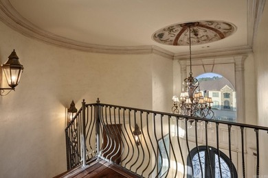 Welcome to 106 Orle, where Tuscan-inspired elegance meets - photo 33