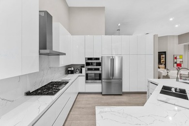 Nestled on 1.35 acres in the prestigious Sherbrooke Estates - photo 35
