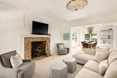 Completely renovated and beautifully finished, this - photo 6
