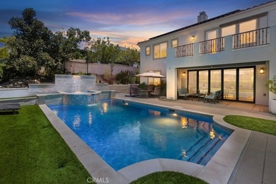 LOCATION! LOCATION! This Gorgeous Home Is Located On A Premier - photo 2