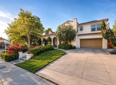 LOCATION! LOCATION! This Gorgeous Home Is Located On A Premier - photo 7