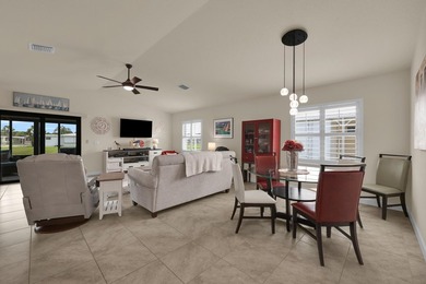 Welcome to 22 Alta Loma in the sought-after Spanish Lakes One - photo 11