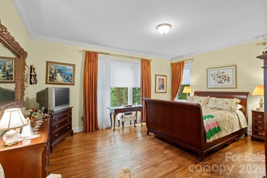 Prepare to be impressed by this exceptional custom home nestled - photo 21