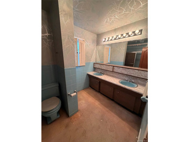 Wonderful Semi-detached Single family home located in the - photo 22