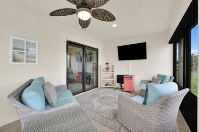 Welcome to 22 Alta Loma in the sought-after Spanish Lakes One - photo 27