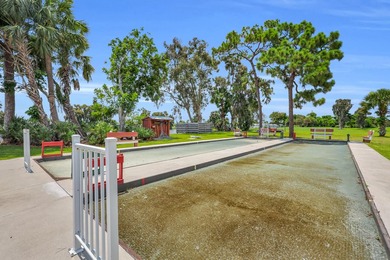 Welcome to 22 Alta Loma in the sought-after Spanish Lakes One - photo 34