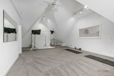 Welcome to an extraordinary all-brick estate in the prestigious - photo 42