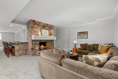 Welcome to an extraordinary all-brick estate in the prestigious - photo 51